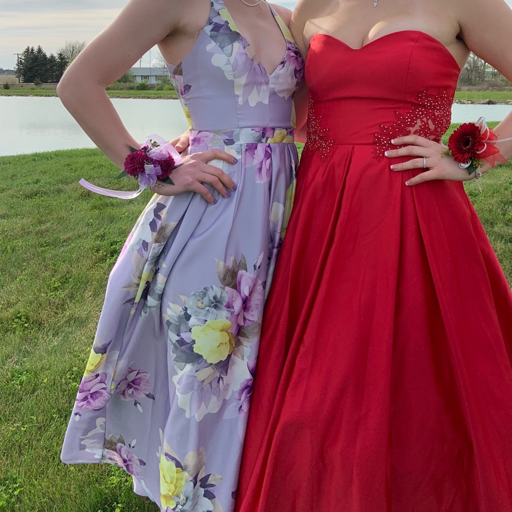 Prom Dress - Picture 2 of 7